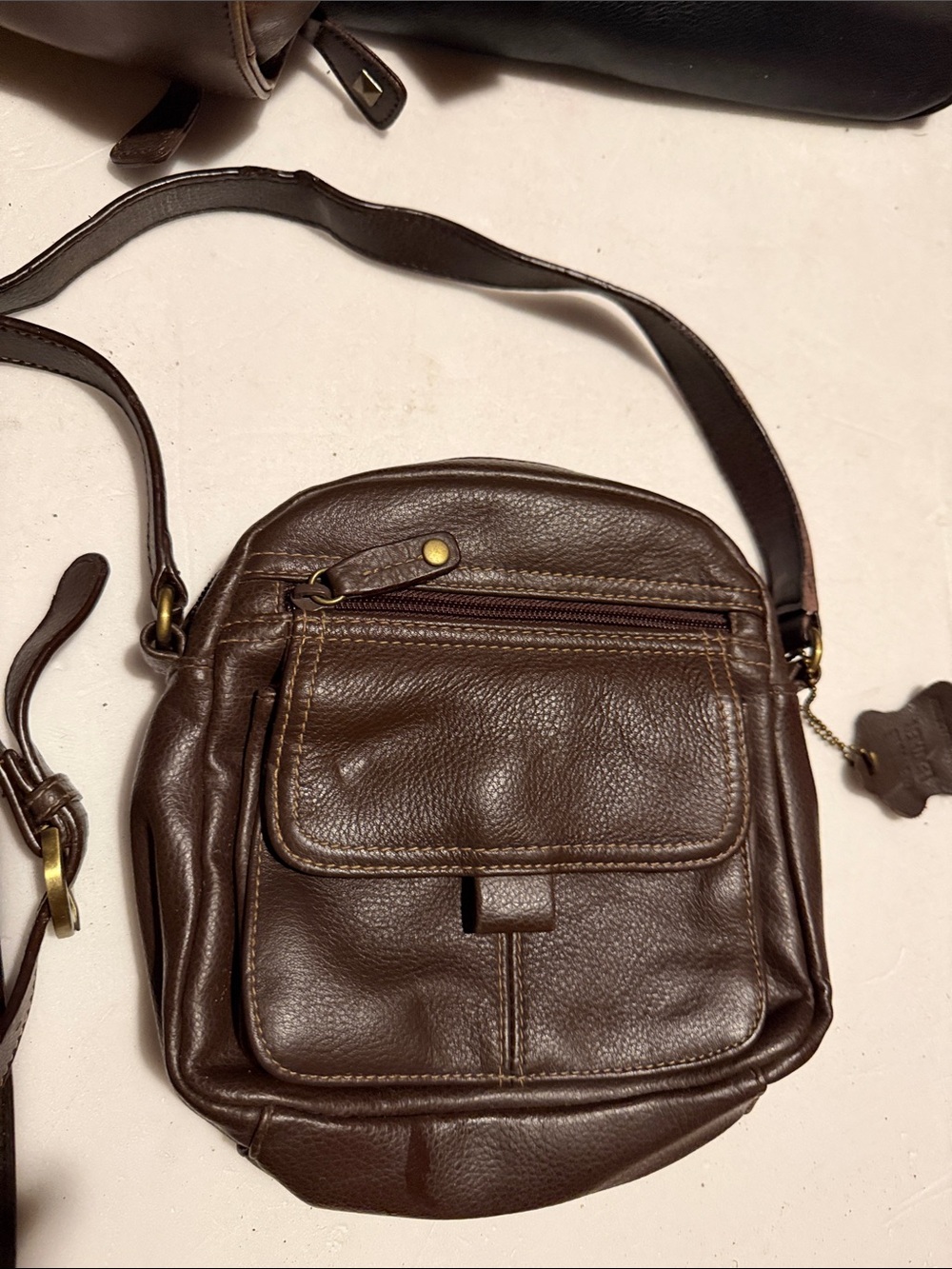 Men's Brown Leather Crossbody Bag - Classic Everyday Carry